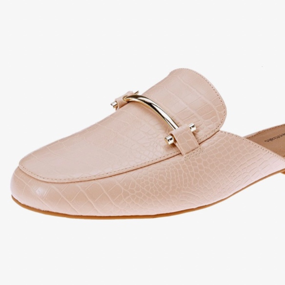 Beige Crocodile Mule